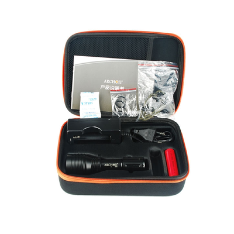 Фонарь ARCHON Zoomer 680 с регулируемым фокусом