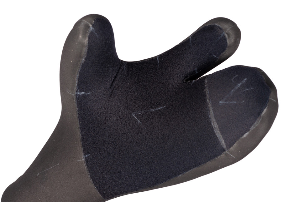 Рукавицы Salvimar WINTERPRO открытая пора, 9 мм